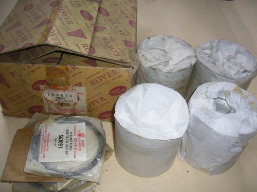 Rover 2000 pistons - p6,