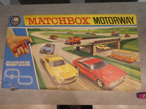 Matchbox motorised motorway - matchbox,