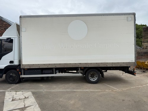 Extra long luton box - long, body