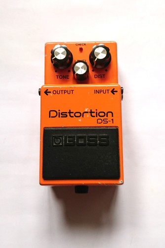 Boss distortion guitar - boss, ds-1