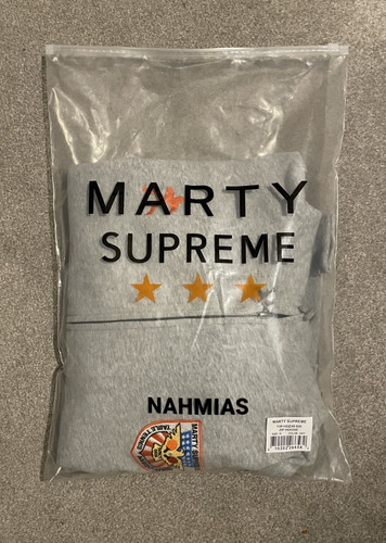 Marty supreme england - marty,