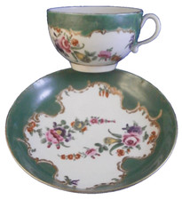 Antique 18tC Worcester Porcelain Apple Green Marchioness of Huntley Cup & Saucer