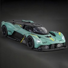 1:32 Aston Martin Valkyrie AMR