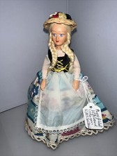 Peggy Nisbet Traditional Costumes N107 Switzerland 