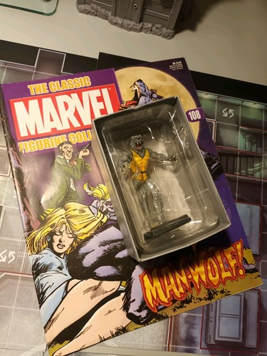 Classic marvel figurine - marvel,