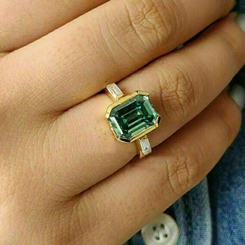 Green emerald diamond - 3.50,