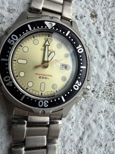 Seiko professional 200m diver - 200m,