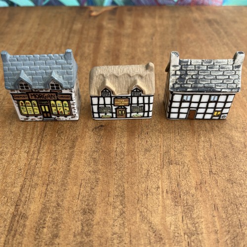 Small miniature houses wade - miniature,