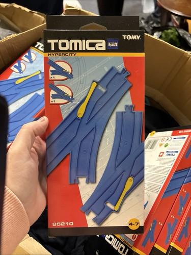 Tomy tomica hypercity - hypercity, triple