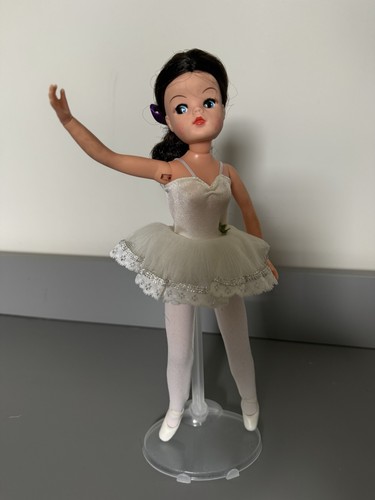 Pedigree brunette sindy - pedigree,