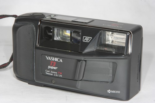 Yashica super 35mm compact - t3,