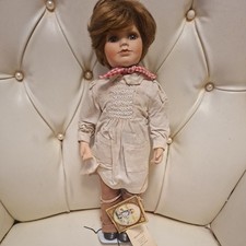 Alberon Collector’s Dolls