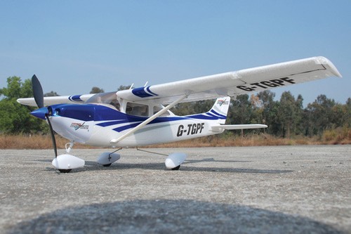 Park flite cessna 182 - flite, skylane