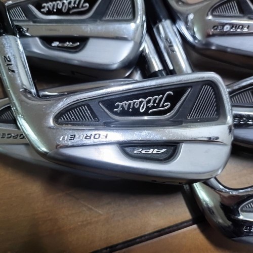 Titleist iron set 6pc - titleist,