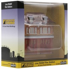 Graham Farish N Gauge Fire Station Scenecraft Low Relief Model Railway