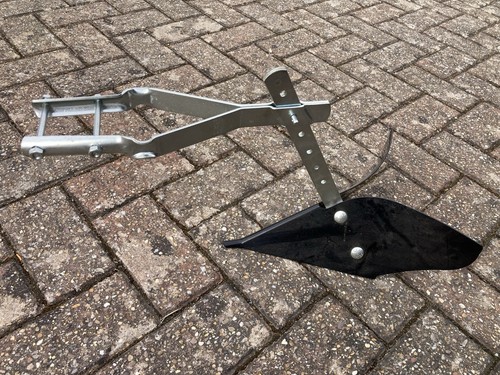 Mantis tiller plough ridger - plough, /