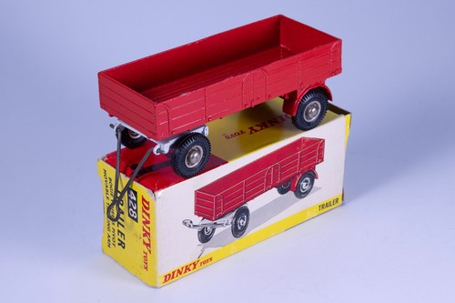 Dinky toys 428 - trailer, boxed