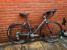 Giant Defy Medium Road Bike