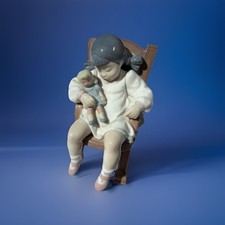 Lladro “Naptime” Napping