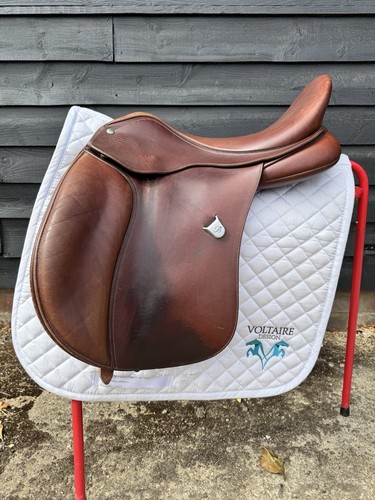 Bates leather dressage saddle - leather,
