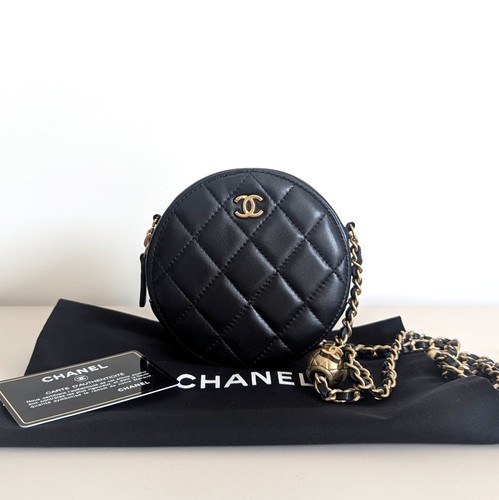 Chanel pearl crush round - pearl,