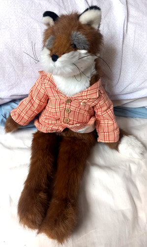 Dora designs suave fox - designs,