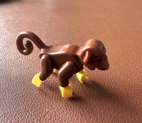 Lego vintage brown monkey - lego,