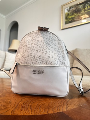 Guess ivory logo - logo, print