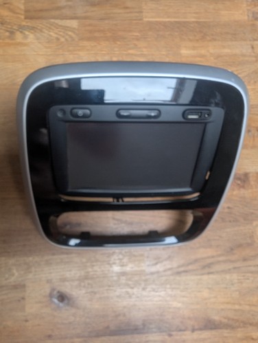 Renault trafic radio stereo - renault,