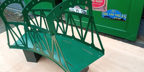 Scale 16mm curved garden - g,