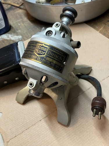 Lathe motor racine - racine, clock