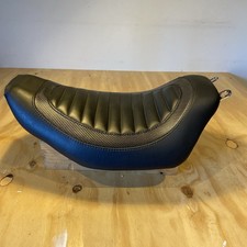 Harley FXR Solo Seat.Mustang