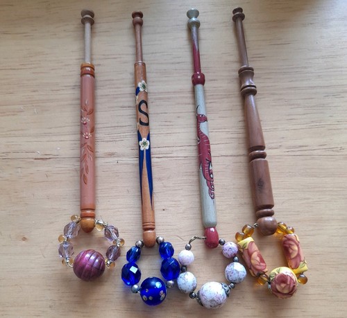 Wood lace bobbins 1 - 4,
