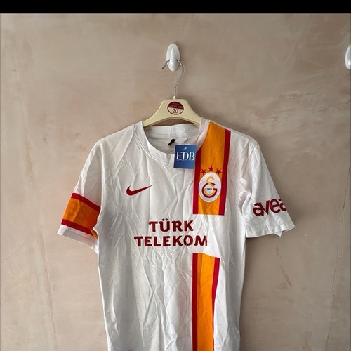Galatasaray 2012 away - galatasaray,