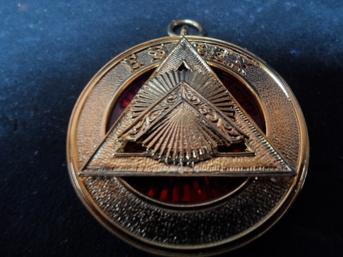 Essex masonic jewel pendant - essex,