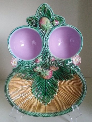 Pretty old majolica george - pretty/old,