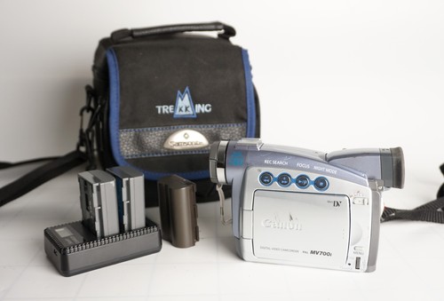 Canon mv700i camcorder mini - canon,