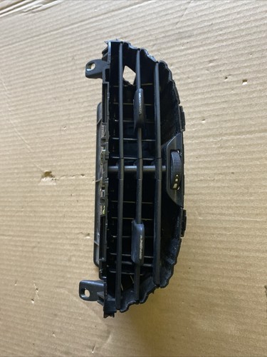 Peugeot 208 air vent centre - peugeot,