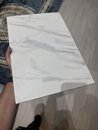 Carrara white marble effect - white,
