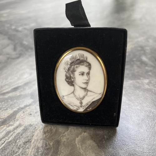 Vintage rare 1953 coronation - rare,