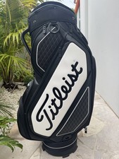 Titleist Jet Black Midsize