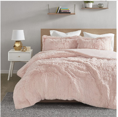 Urban habitat malea shaggy fur - malea,