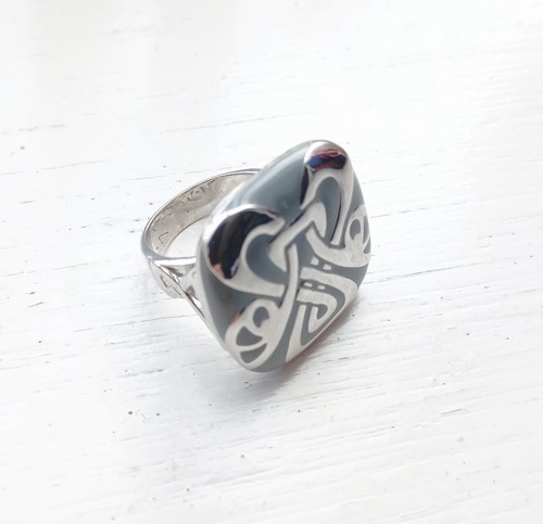 Vintage silver tone - silver, logo