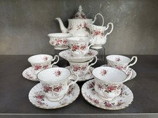 Royal Albert "Lavender Rose"