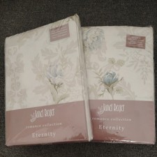 Janet Reger Romance Collection