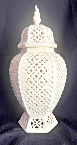 Royal creamware china temple - royal,