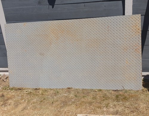 Steel checker plate sheet - 1x,