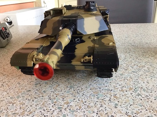 Battle tank m1a2 abrams - m1a2,