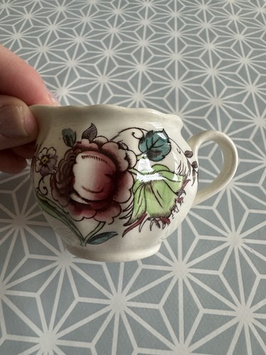 Pretty vintage floral jug dee - vintage,