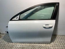 2021 KIA CEED FRONT LEFT PASSENGER SIDE COMPLETE DOOR PAINT : CASSA WHITE (WD)